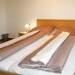 Appartement Holaus By Interhome